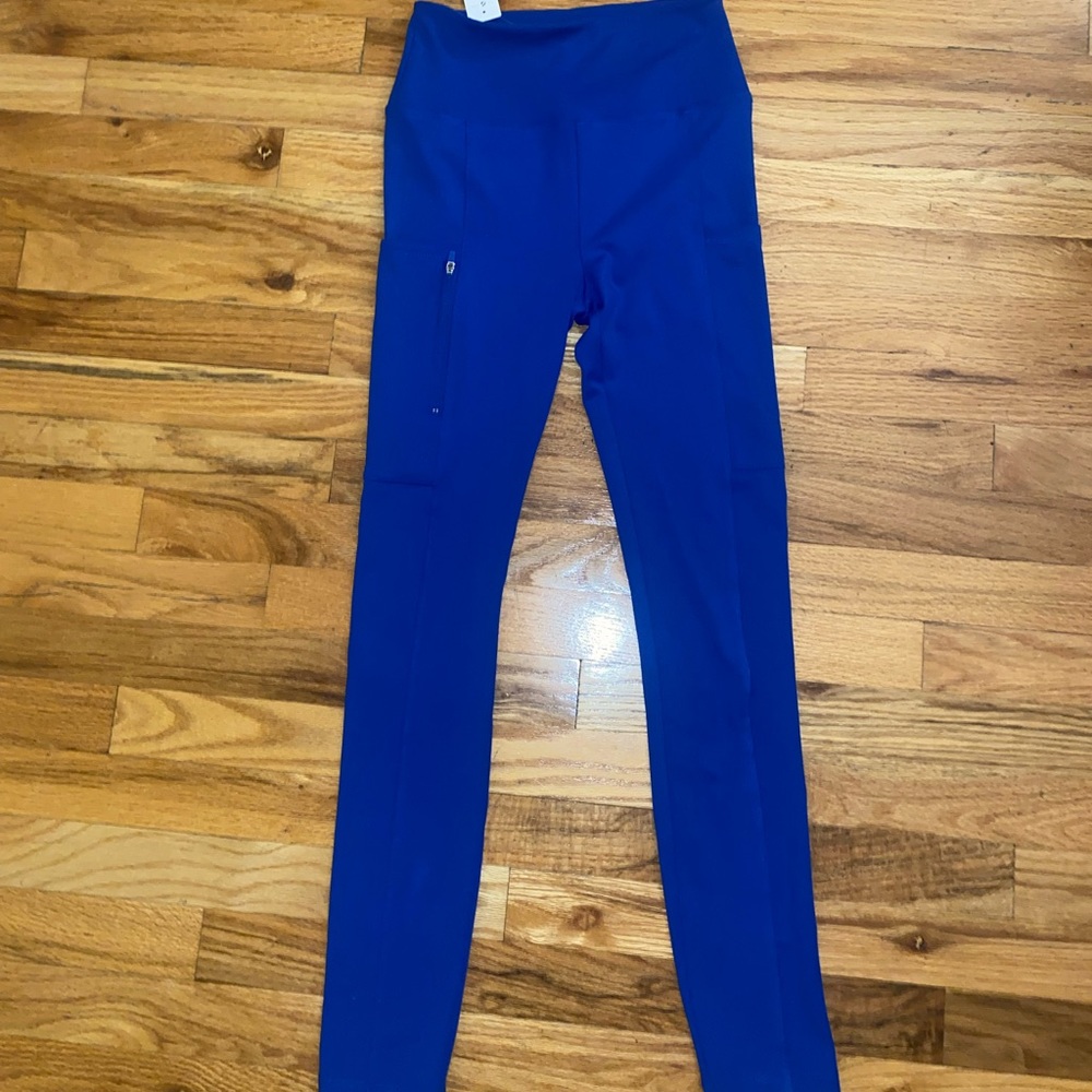 NEVER WORN - Lou&Grey Zipper Leggings